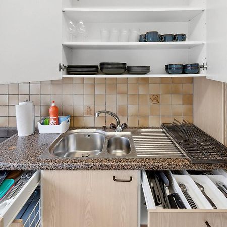 Cozy 2 Bedroom Apartment In Zurych Zewnętrze zdjęcie